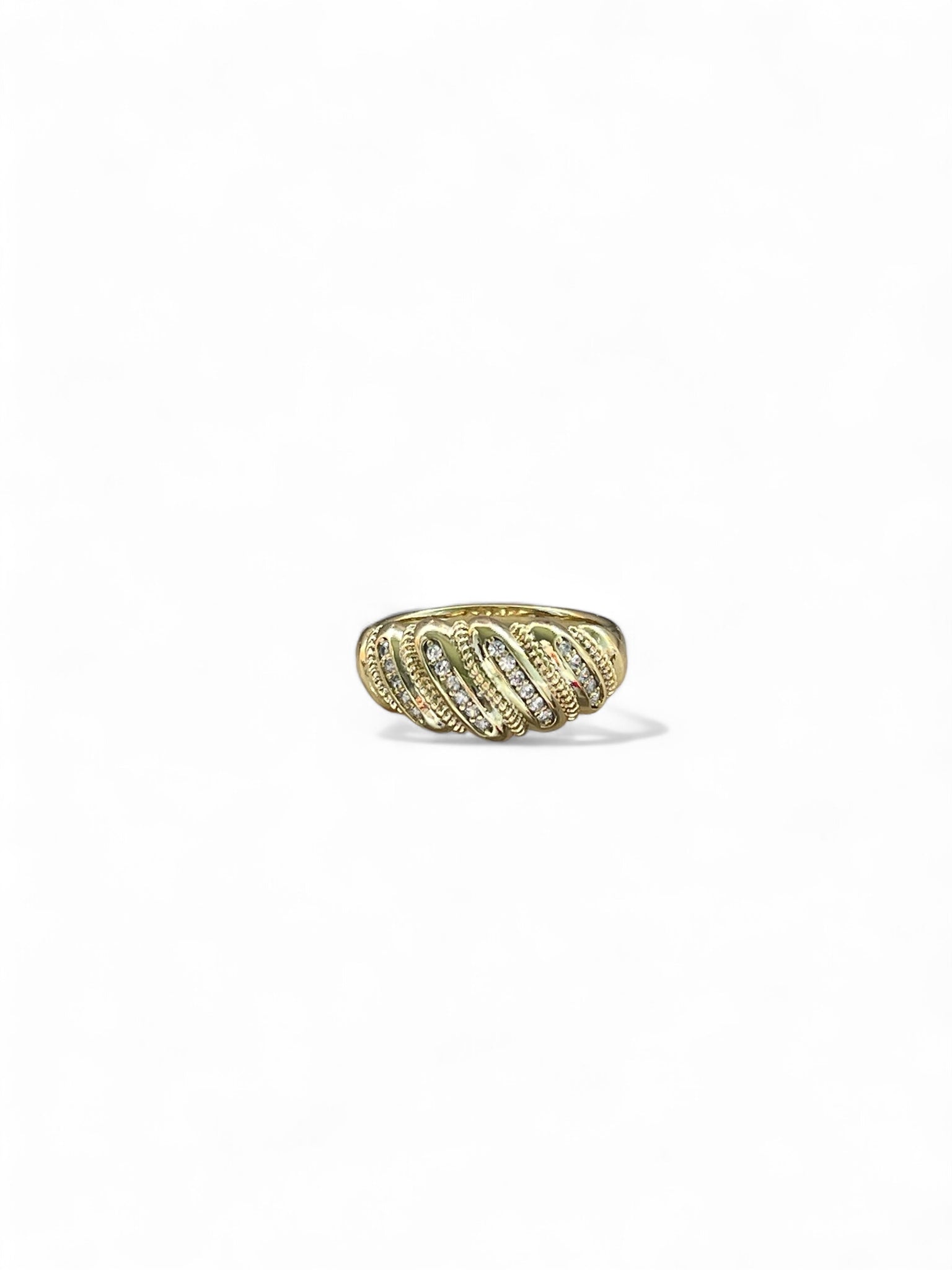 Elegance Wave Ring