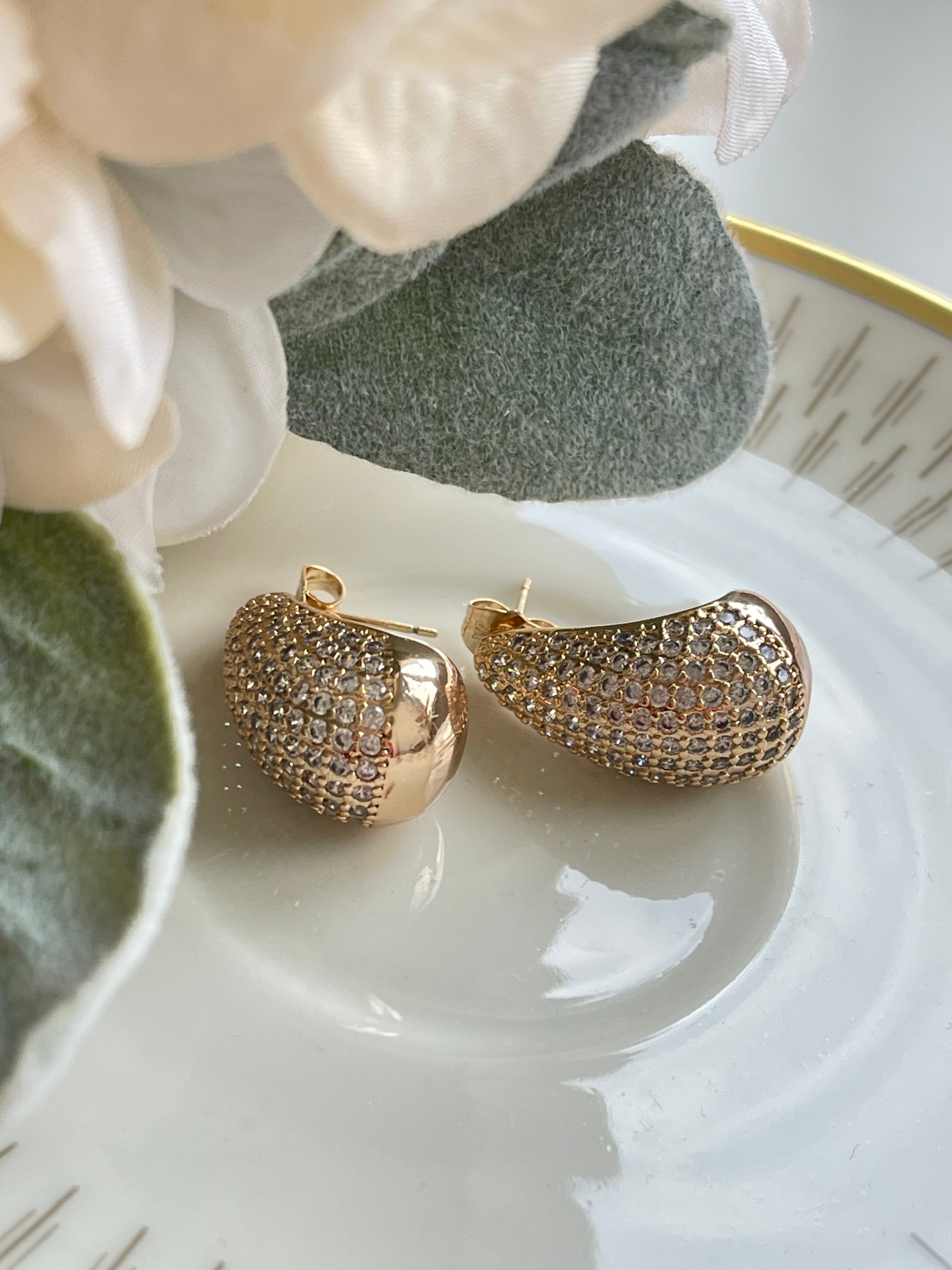 Strahlende Tropfen Ohrringe