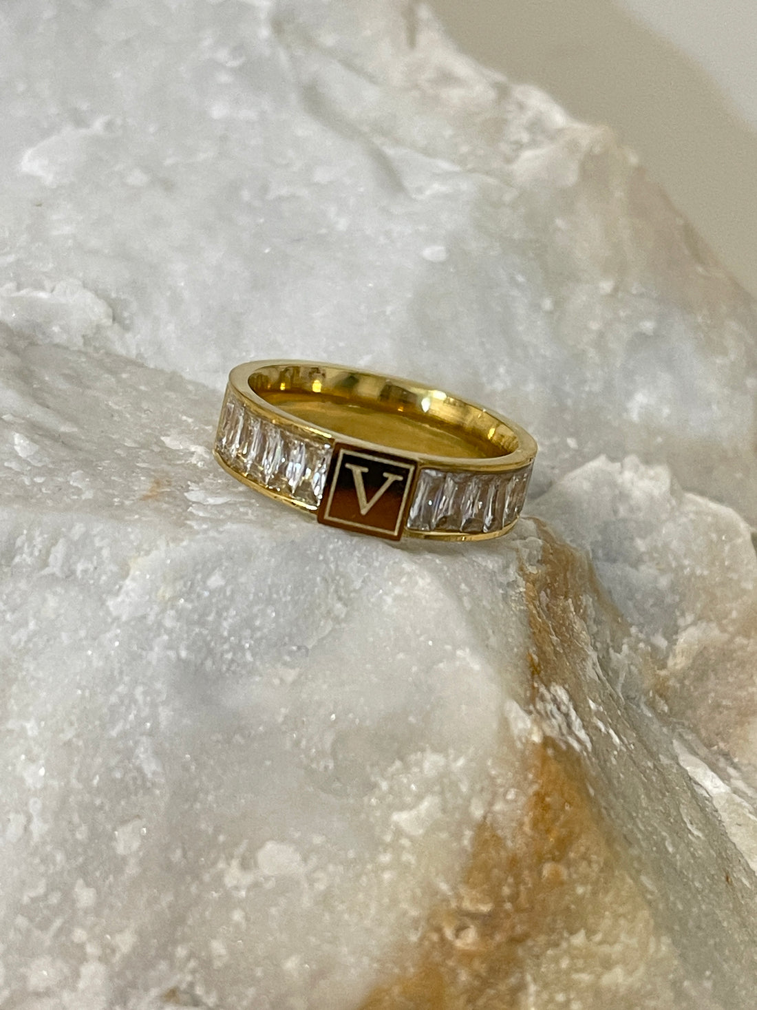 "Vitality Elegance Ring"