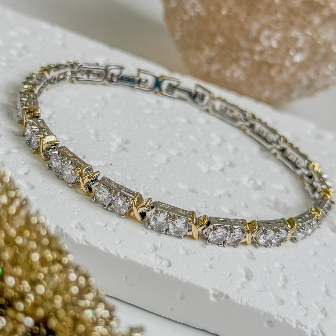 Golden X Sparkle Armband