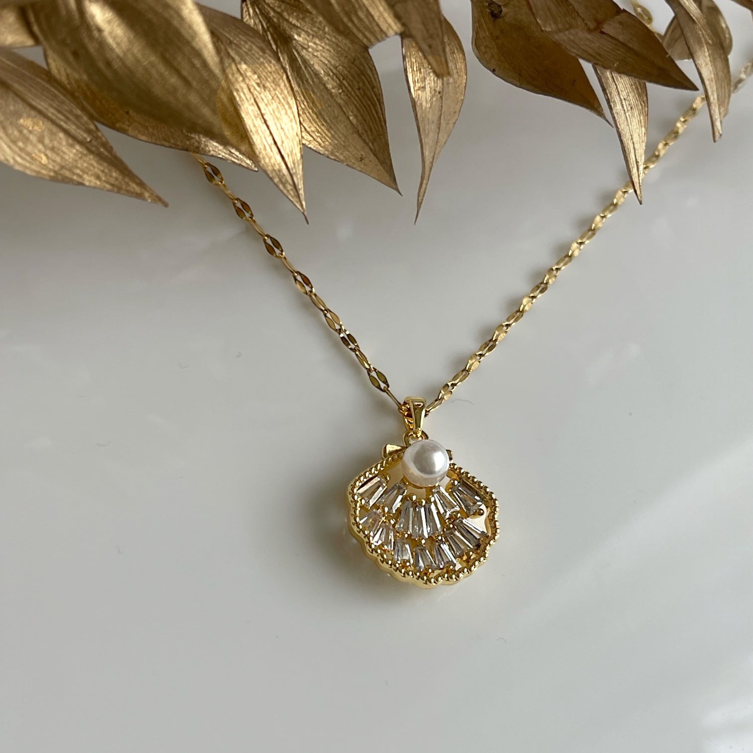 Golden Shell Pearl Kette