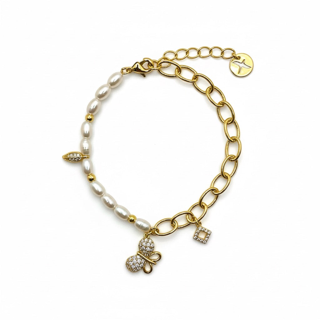 Pearl Butterfly Charm Armband