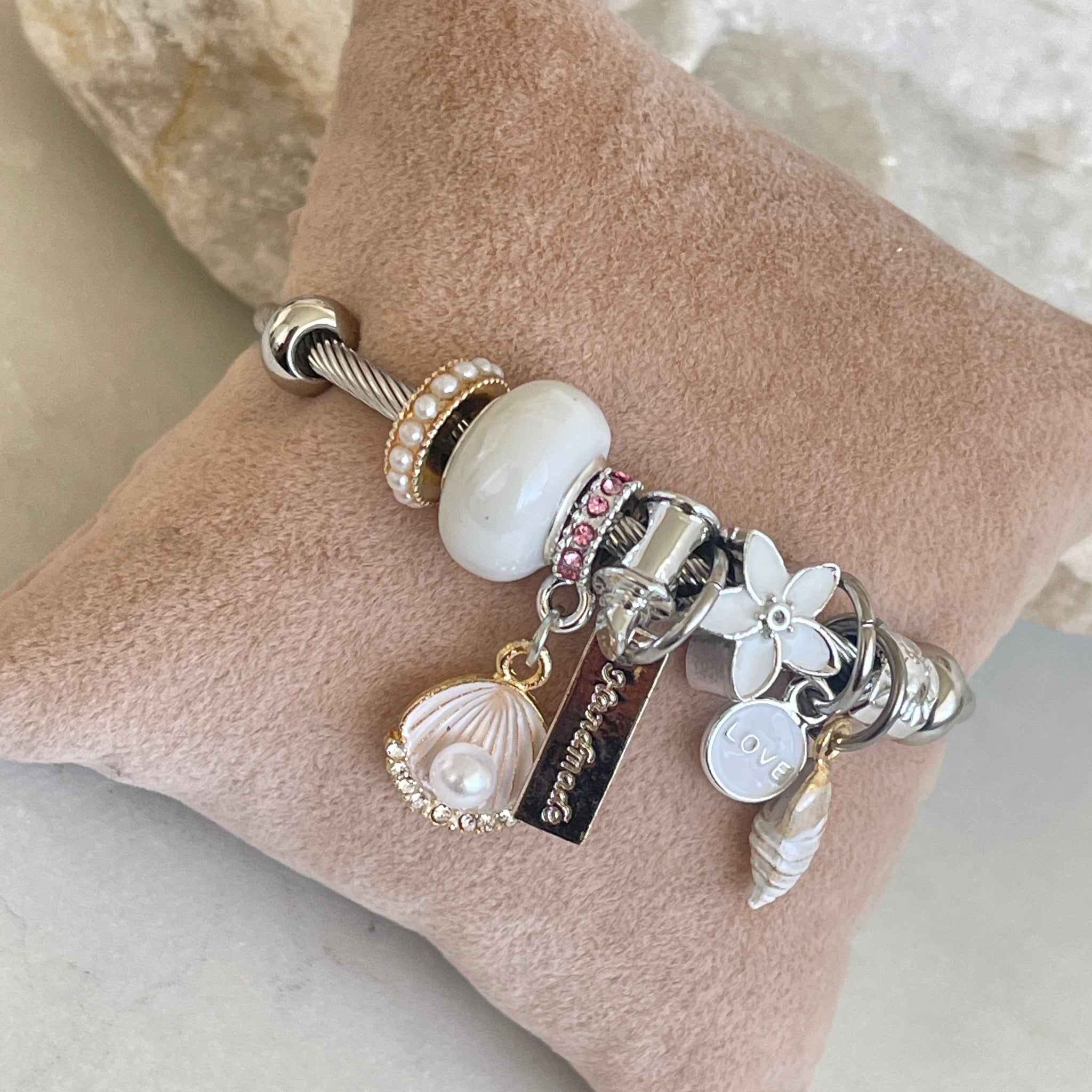 Shells bangle