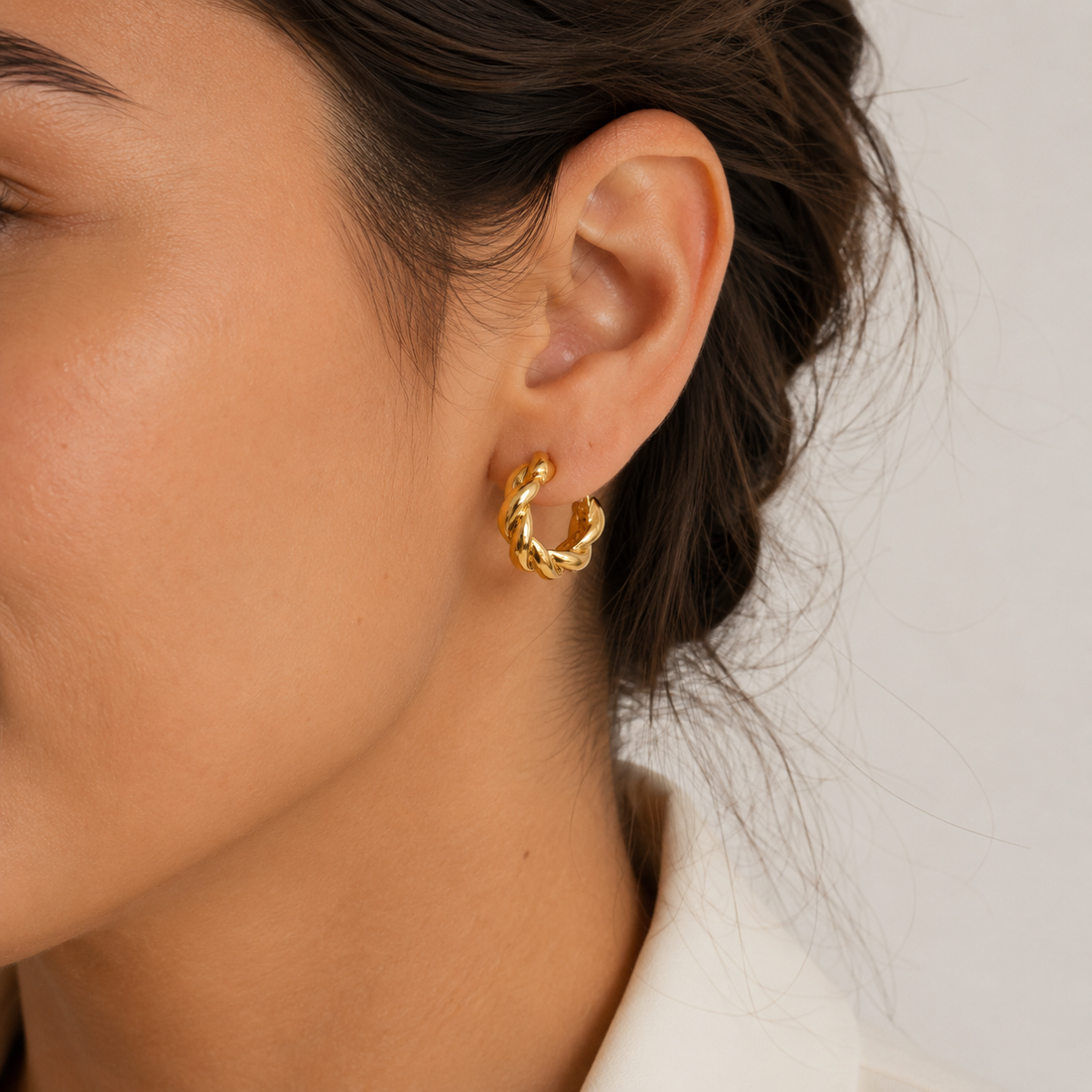 Mini Twist Hoops