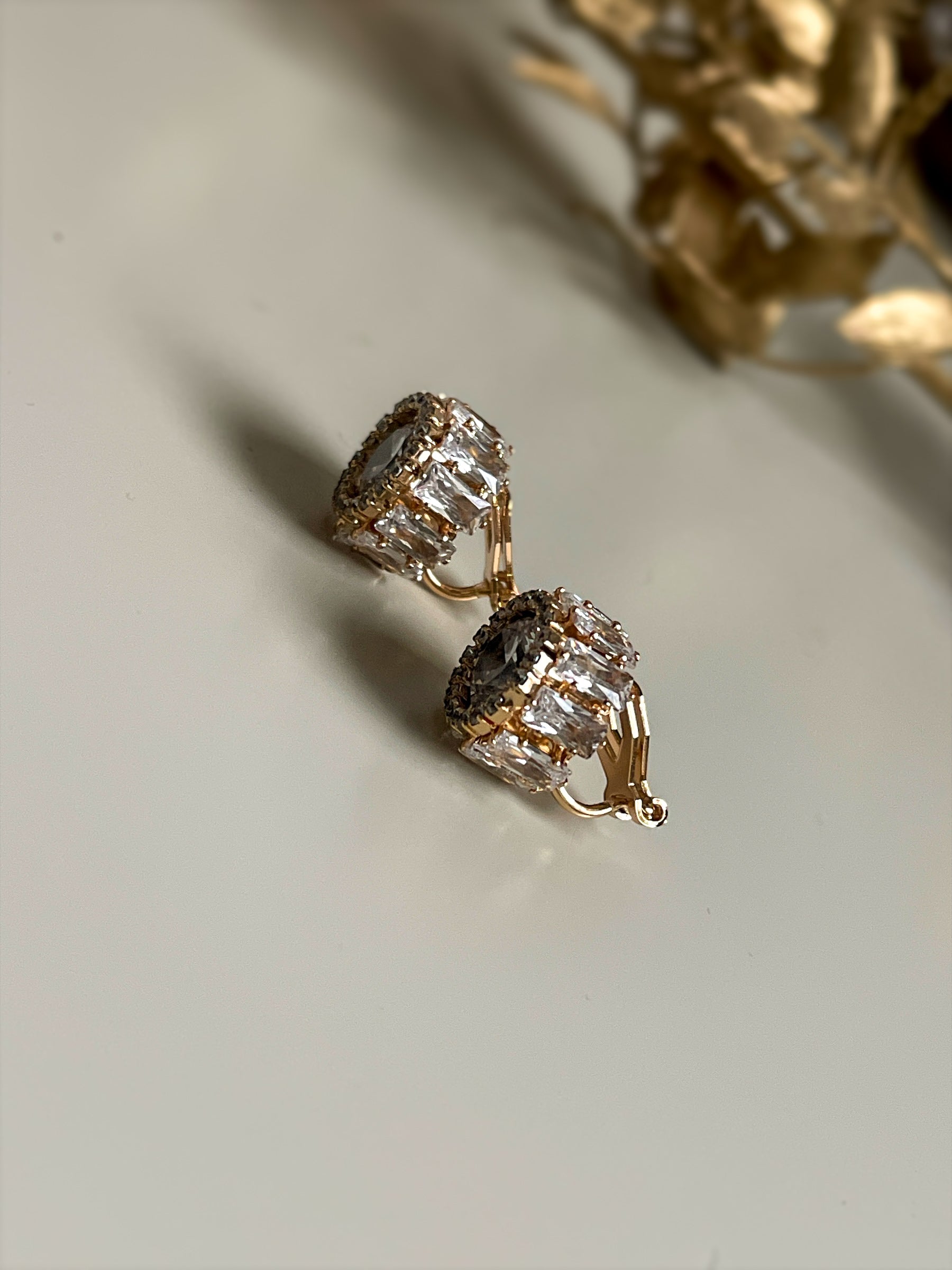 Royale Glam Clip Ohrringe