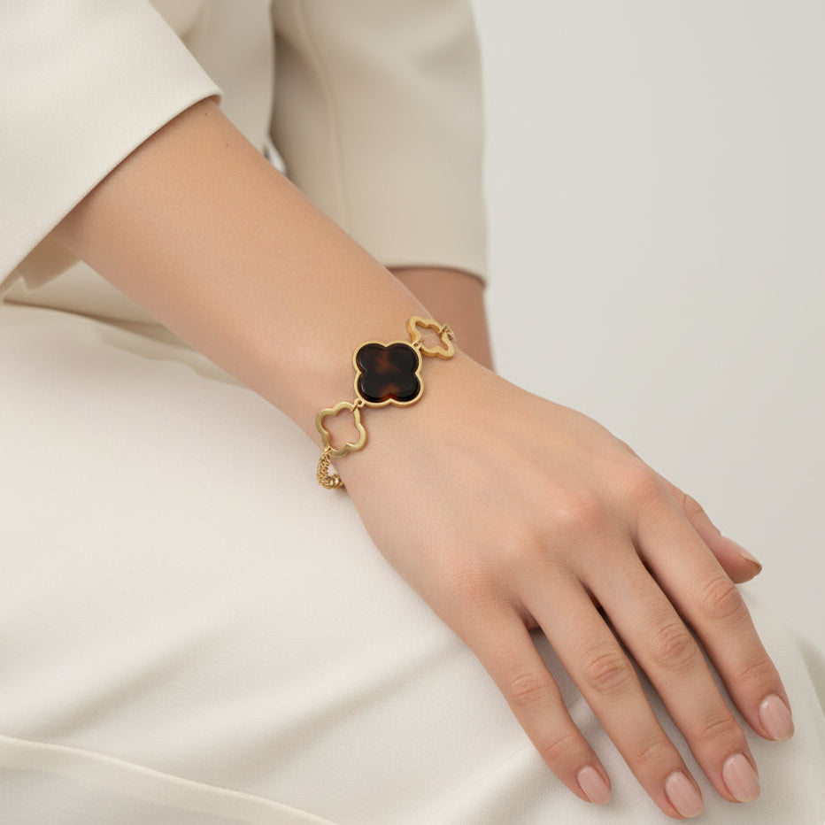 Brown Clover Armband