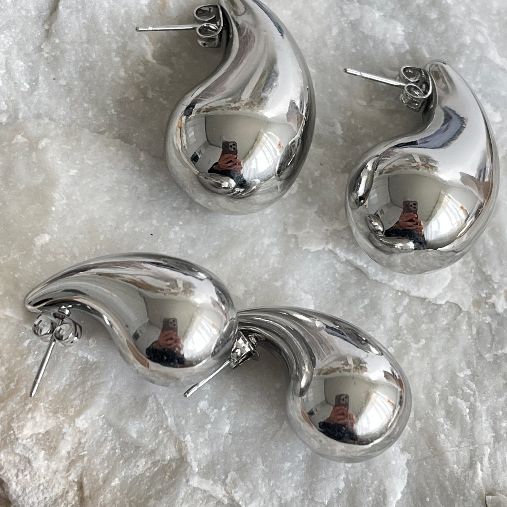 Drop silver earrings