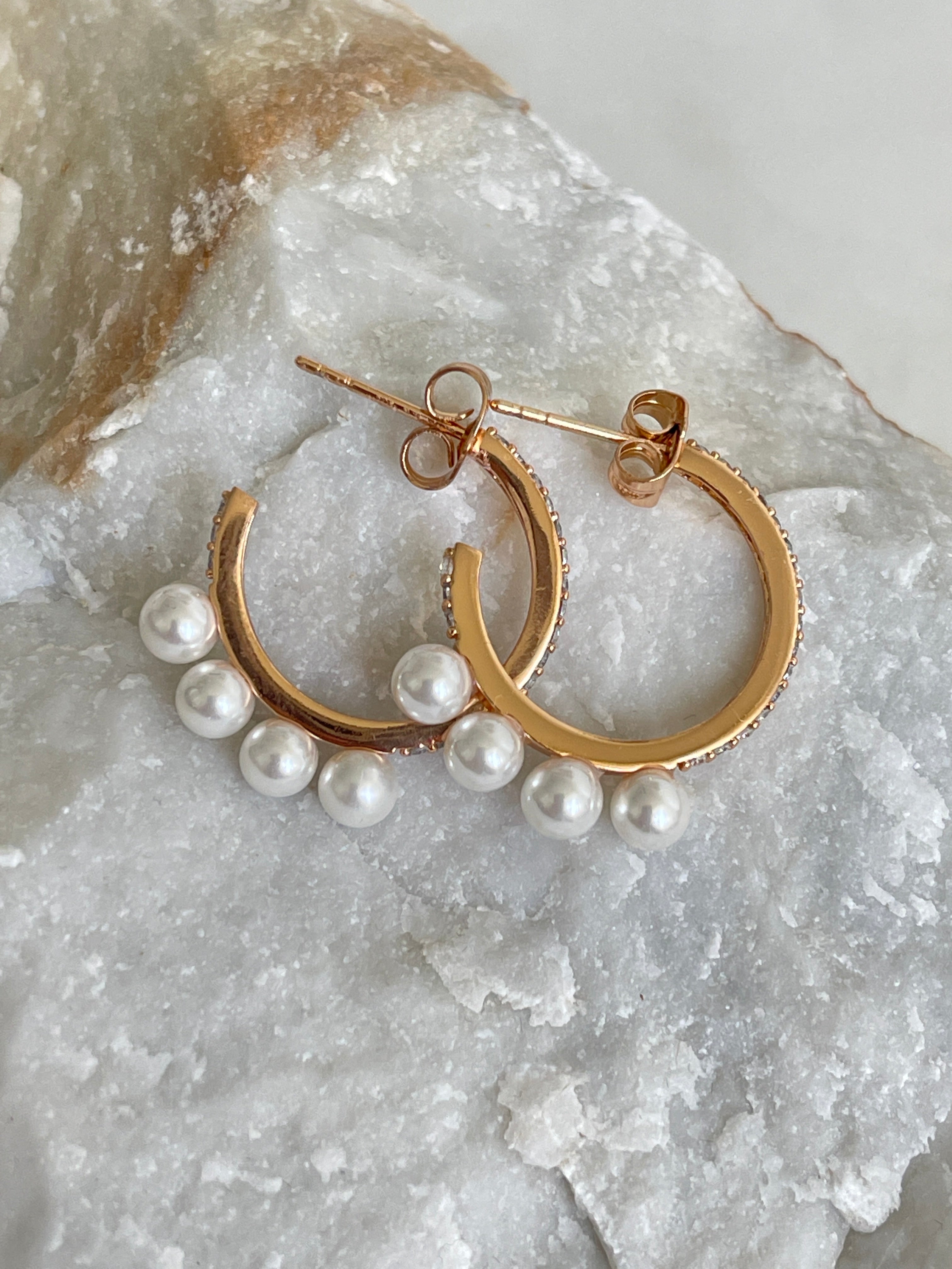 Pearl Creolen Ohrringe