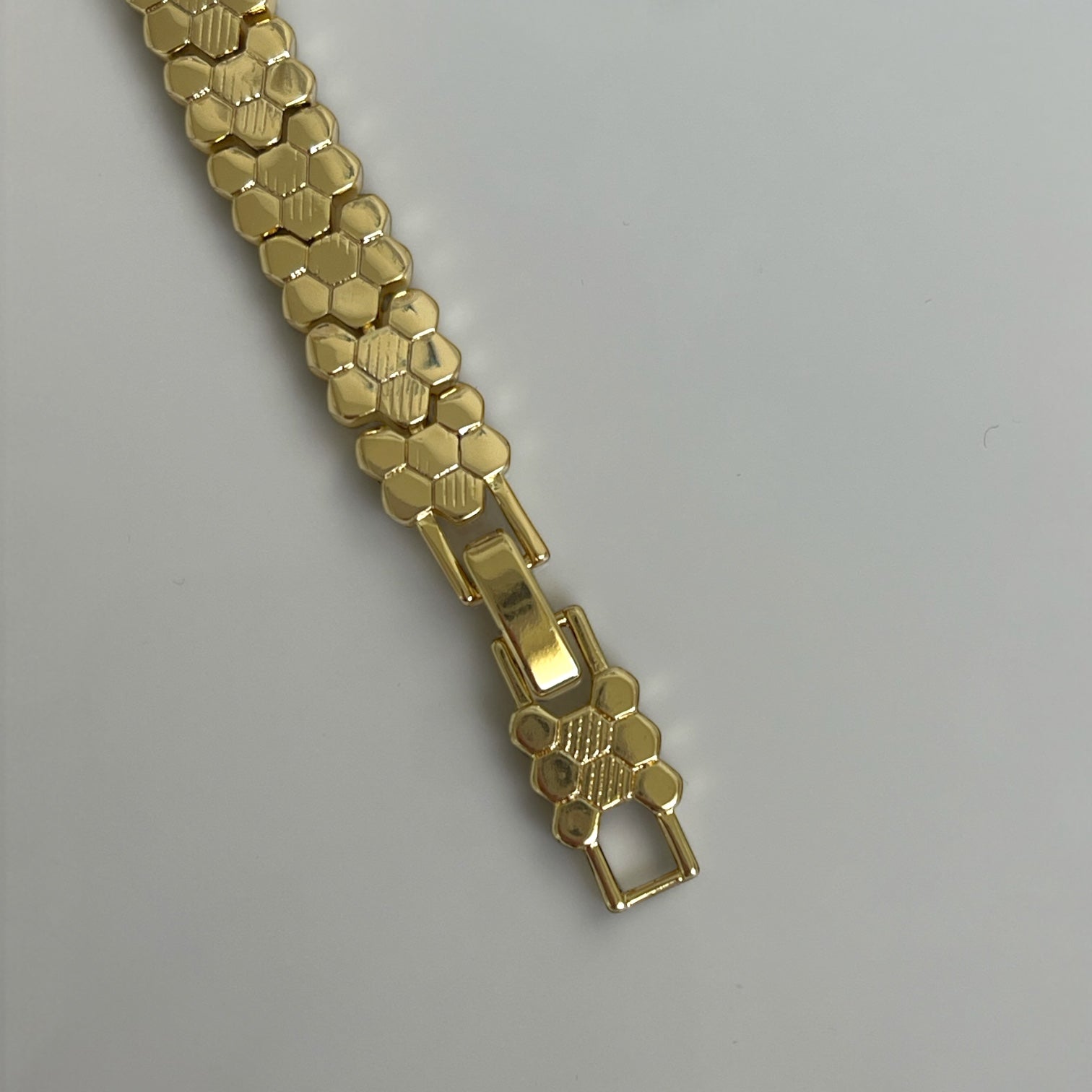 Golden Honeycomb Armband