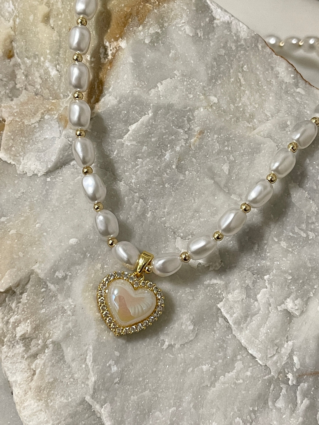 Retro Pearl Heart Kette