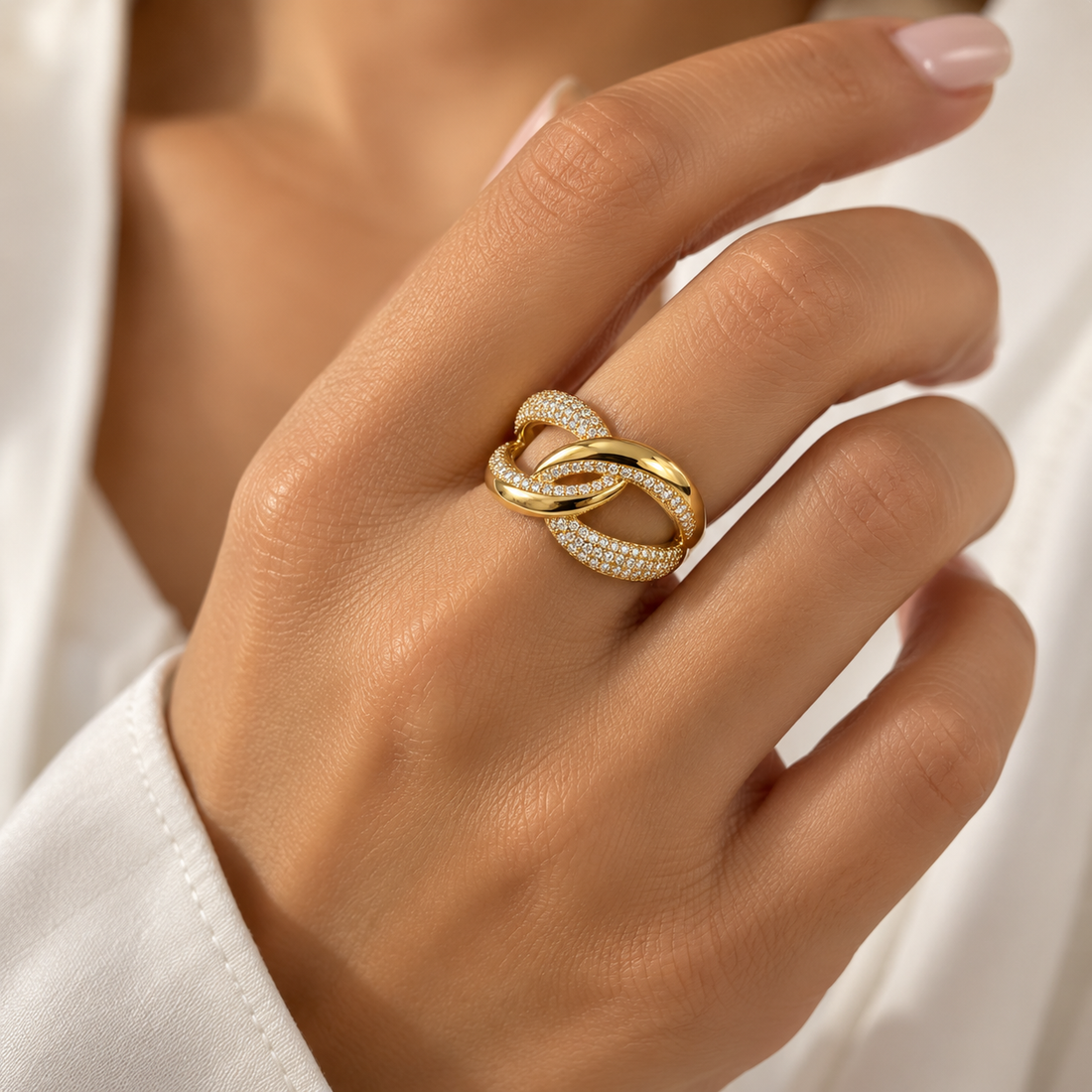 Eternal Loop Ring