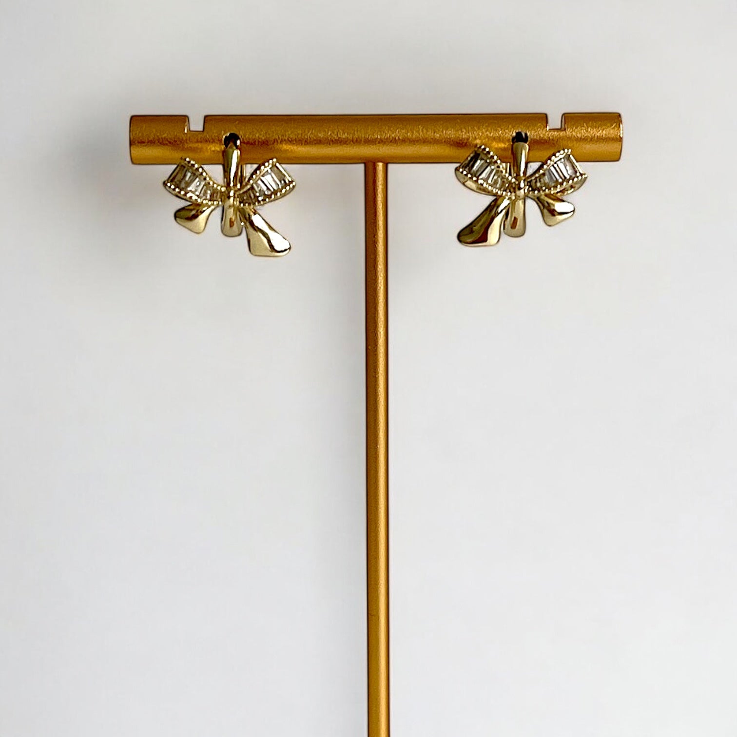 Golden Ribbon Glam Ohrringe