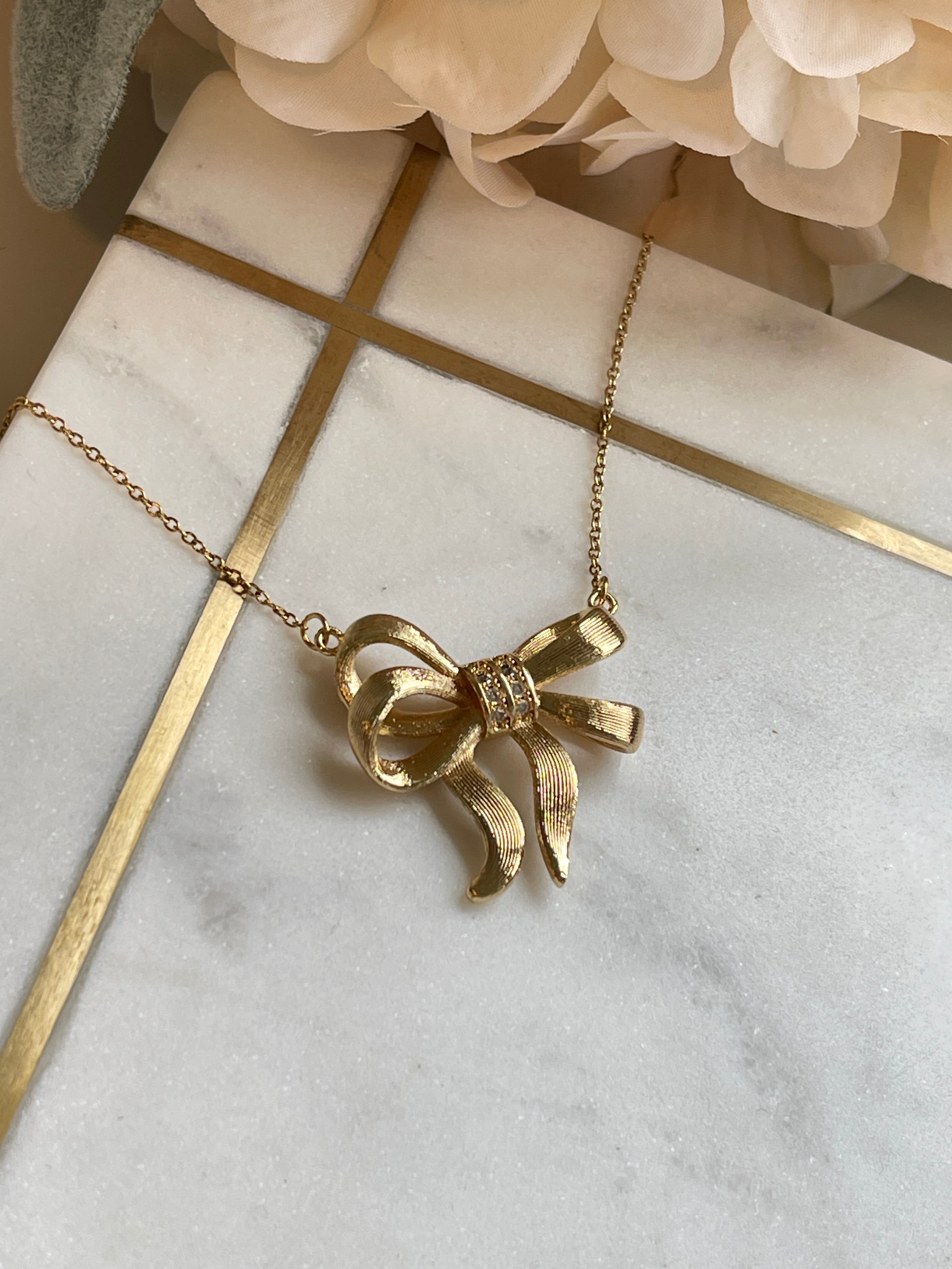 Goldene Schleife Kette