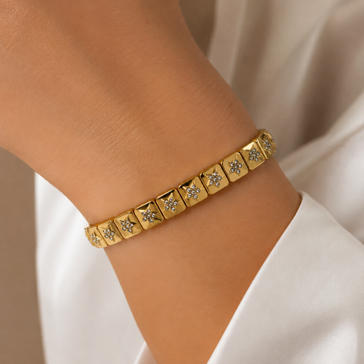 Starlight Glow Armband