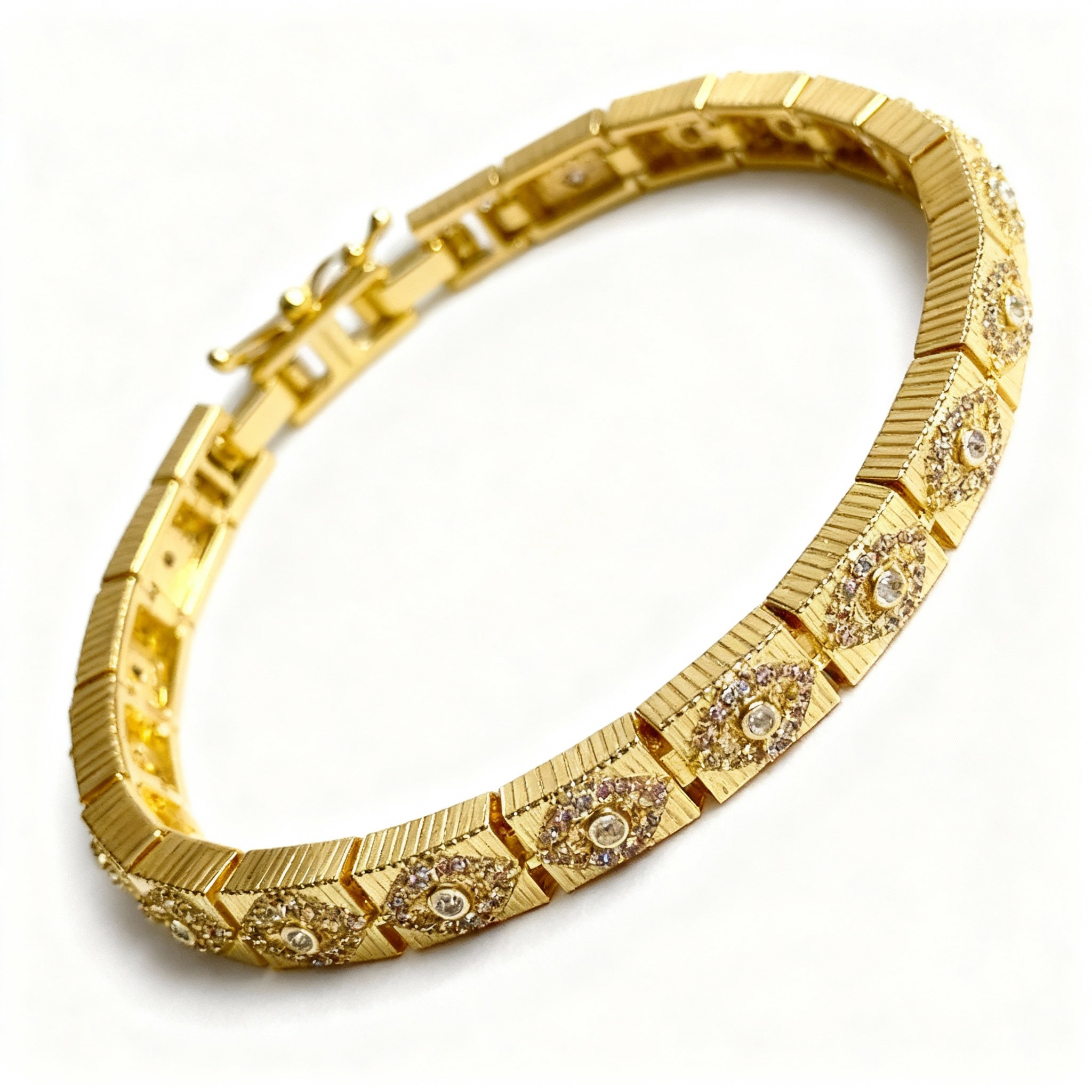 Eye of Light Armband