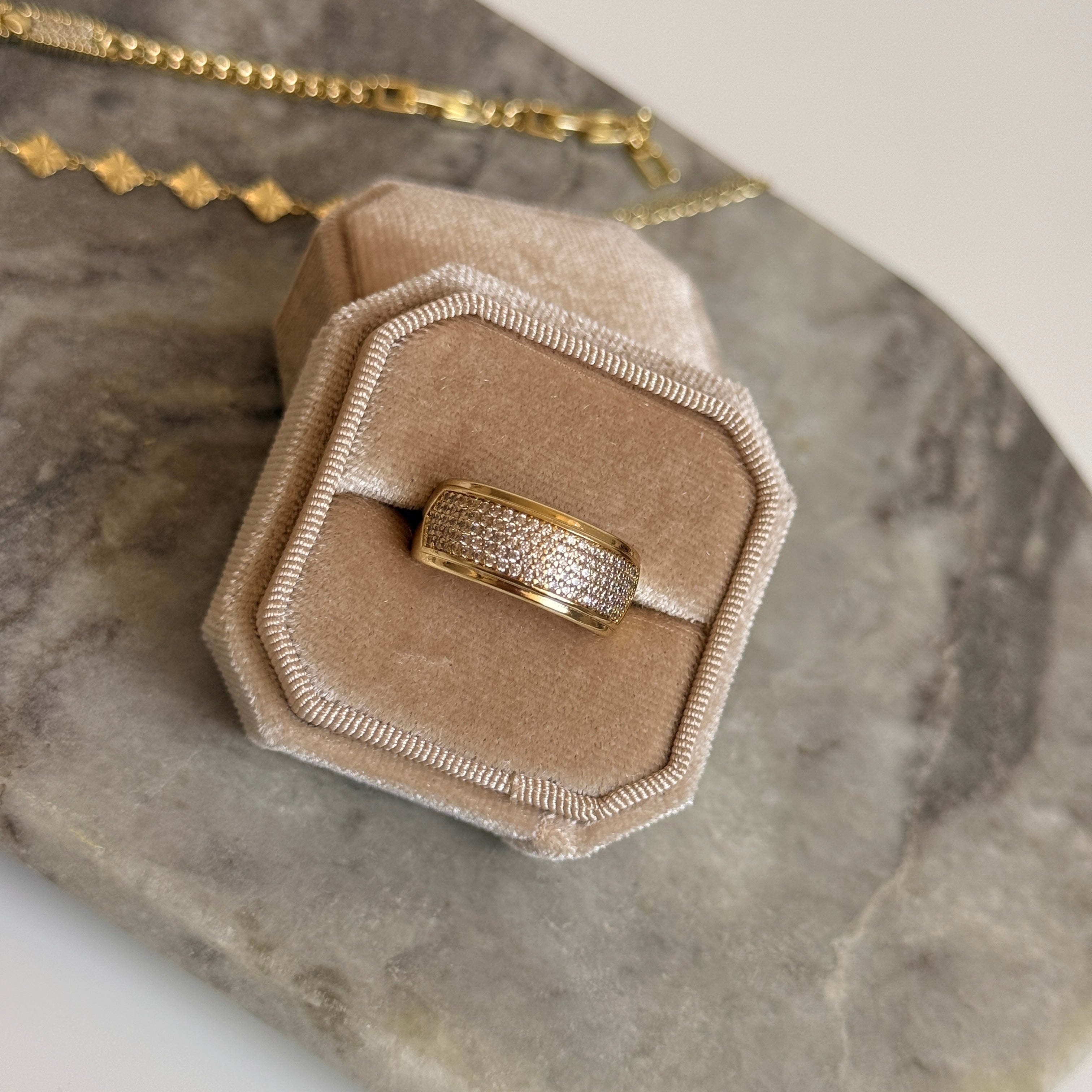 Luminé Pavé Ring