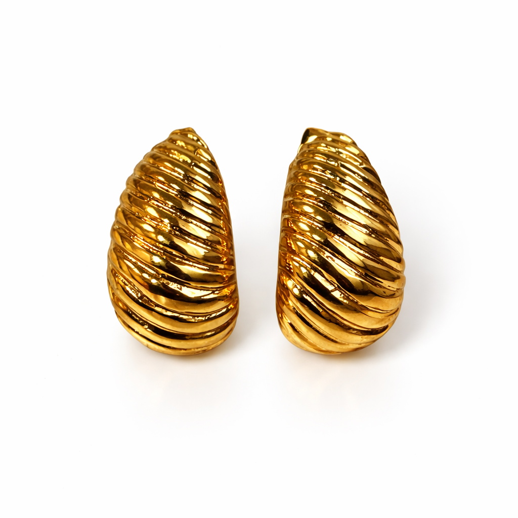 Goldener Crescent Ohrringe