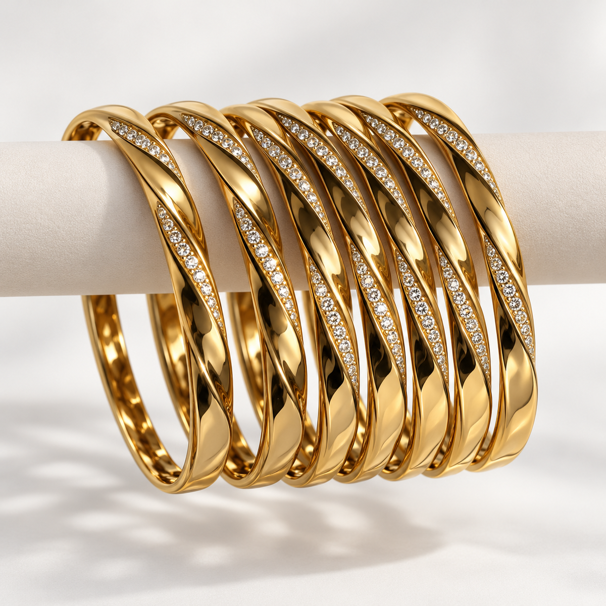 Lumière Twist Armreif