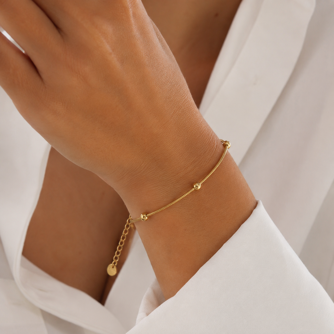 Golden Whisper Armband