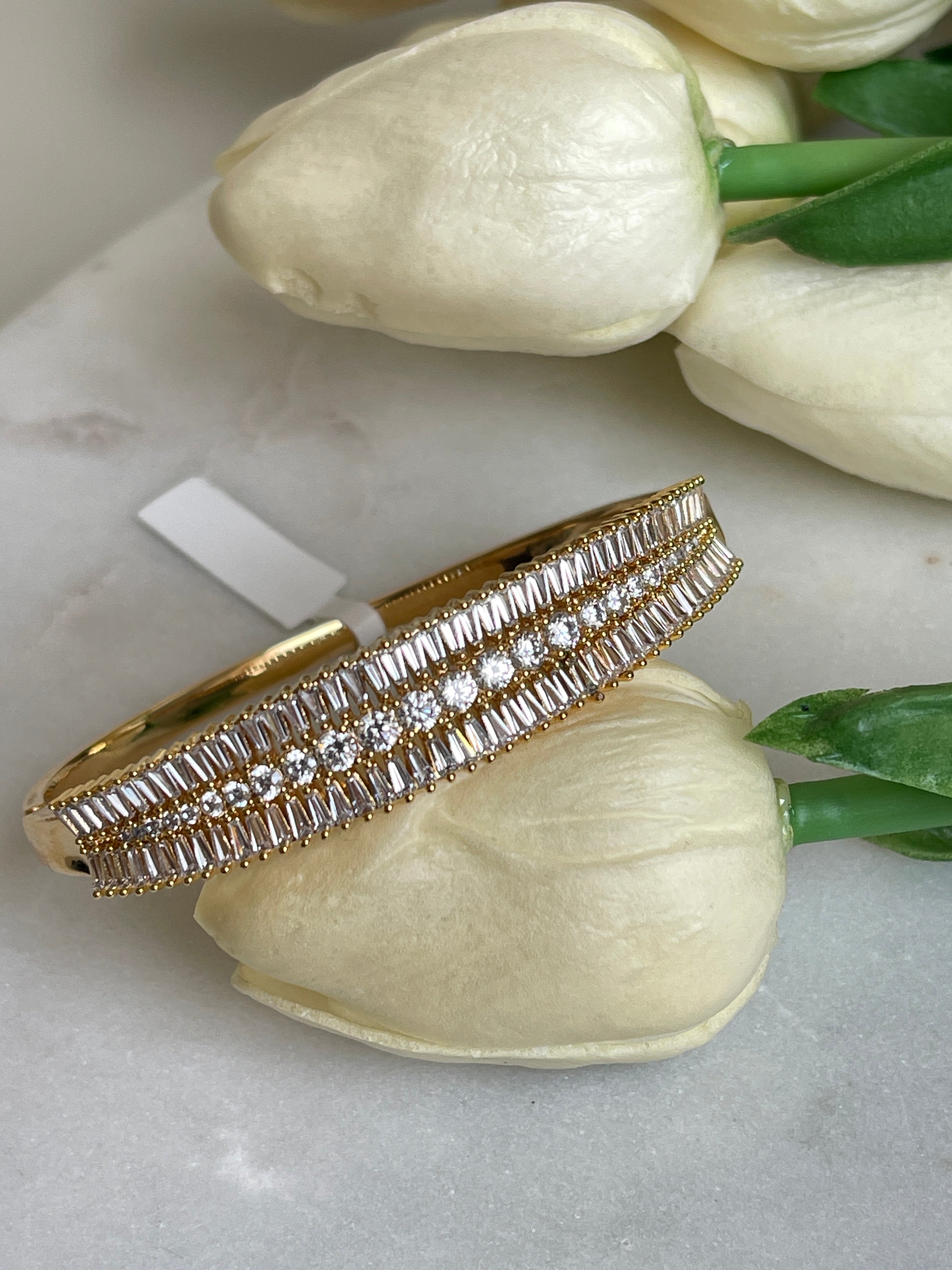 Sisi Armreif mit Zirkoniasteinen