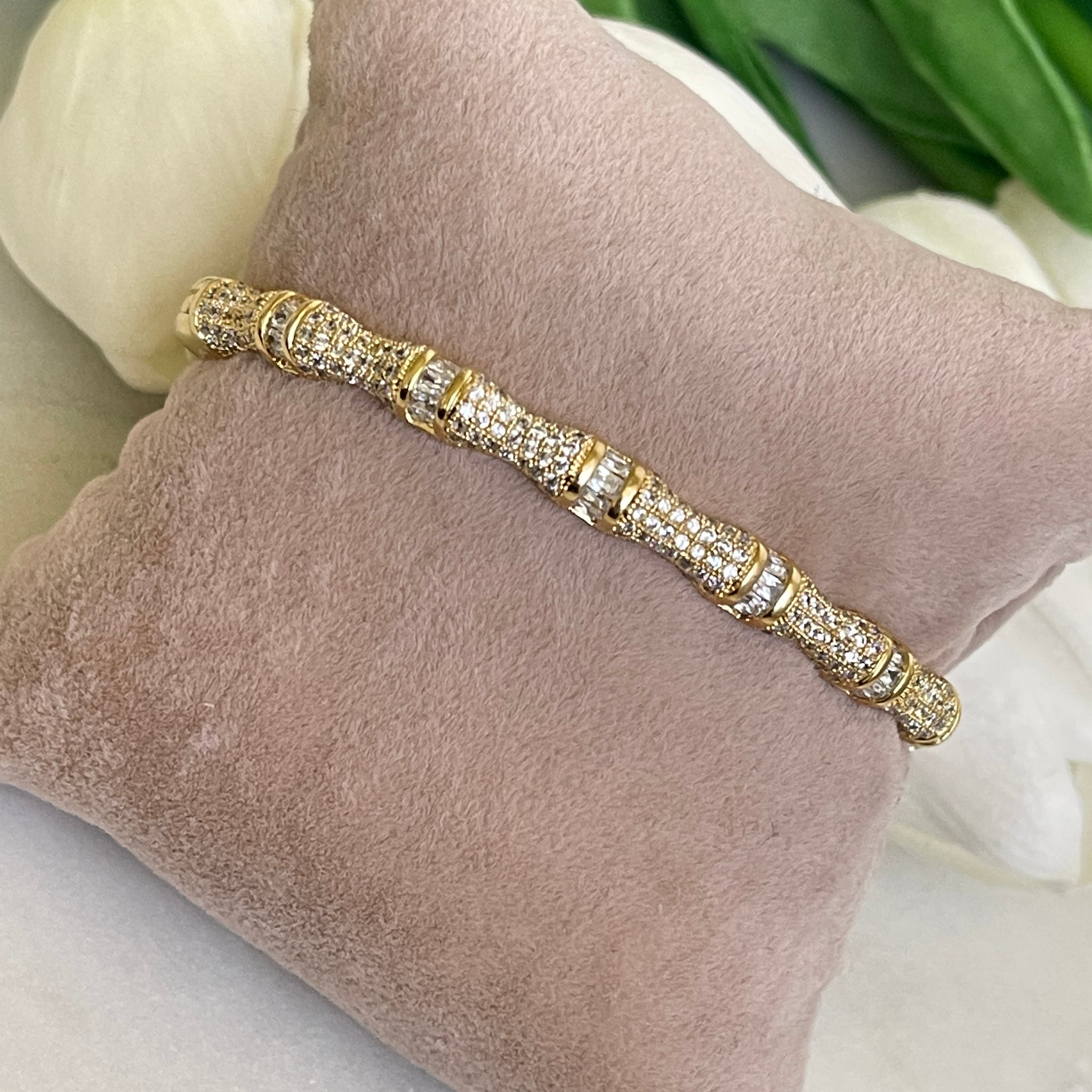 Lilia bangle with zirconia stones