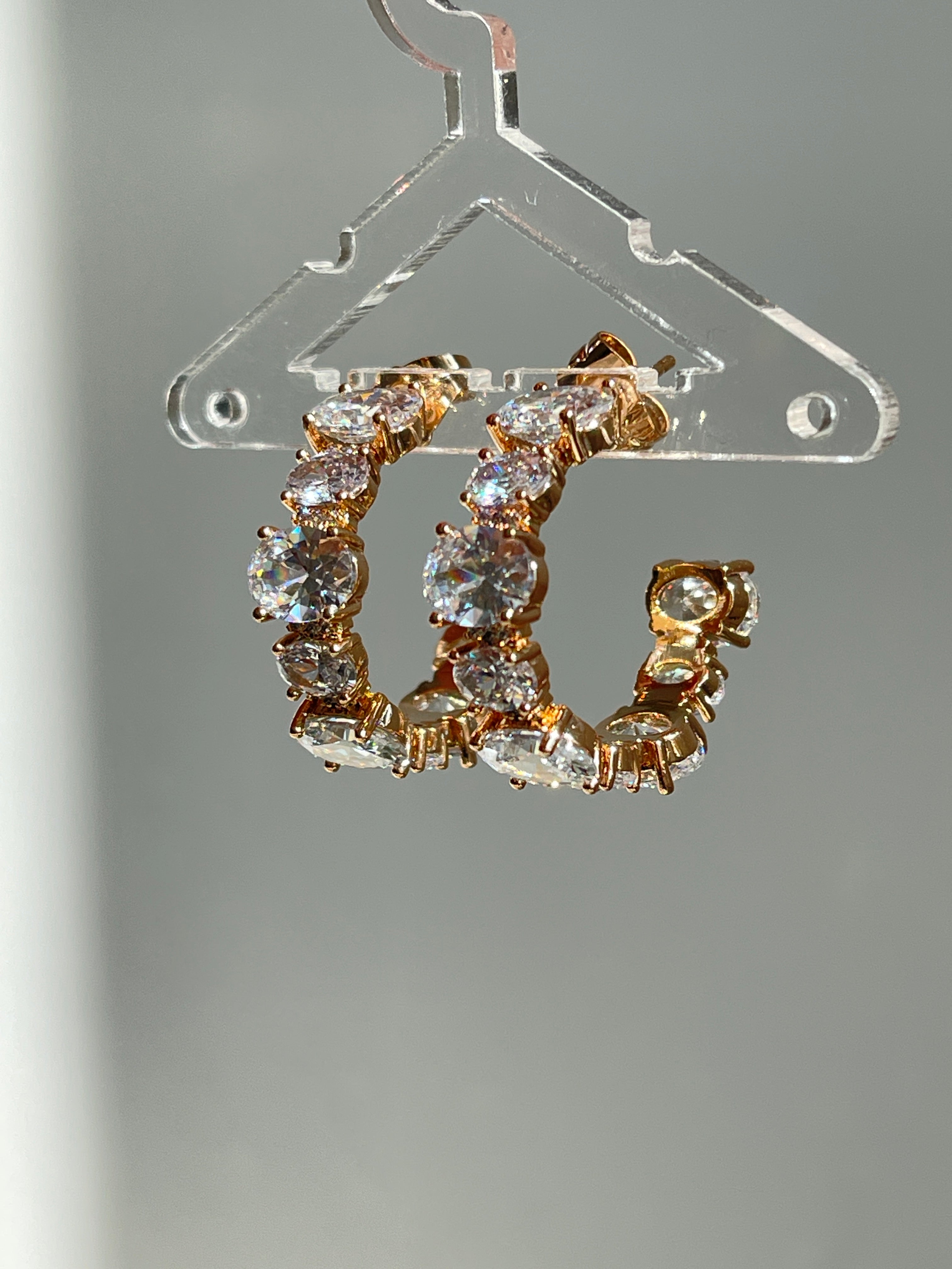 Smaragd Ohrringe mit Zirkoniasteinen