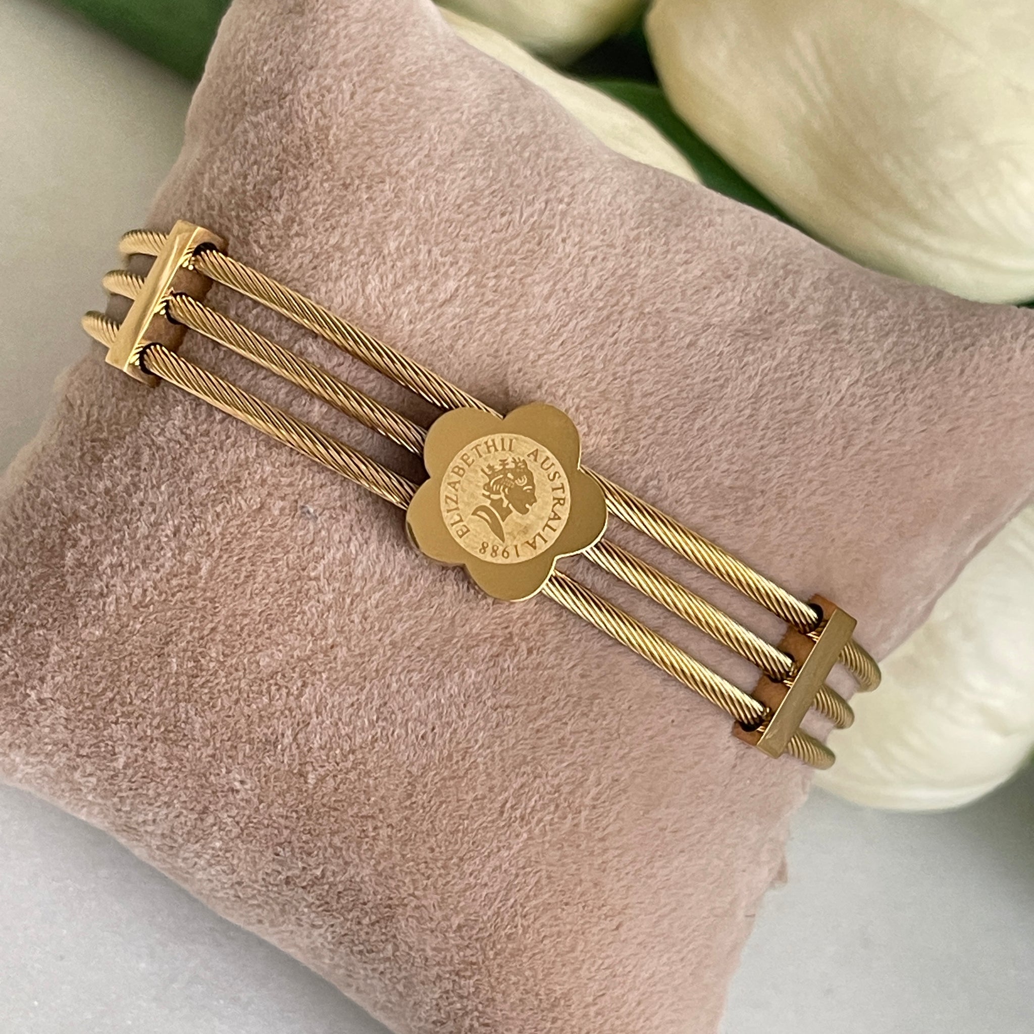 Elizabeth II bangle