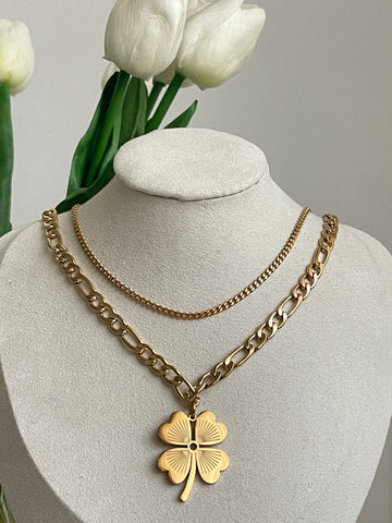 Long clover leaf necklace