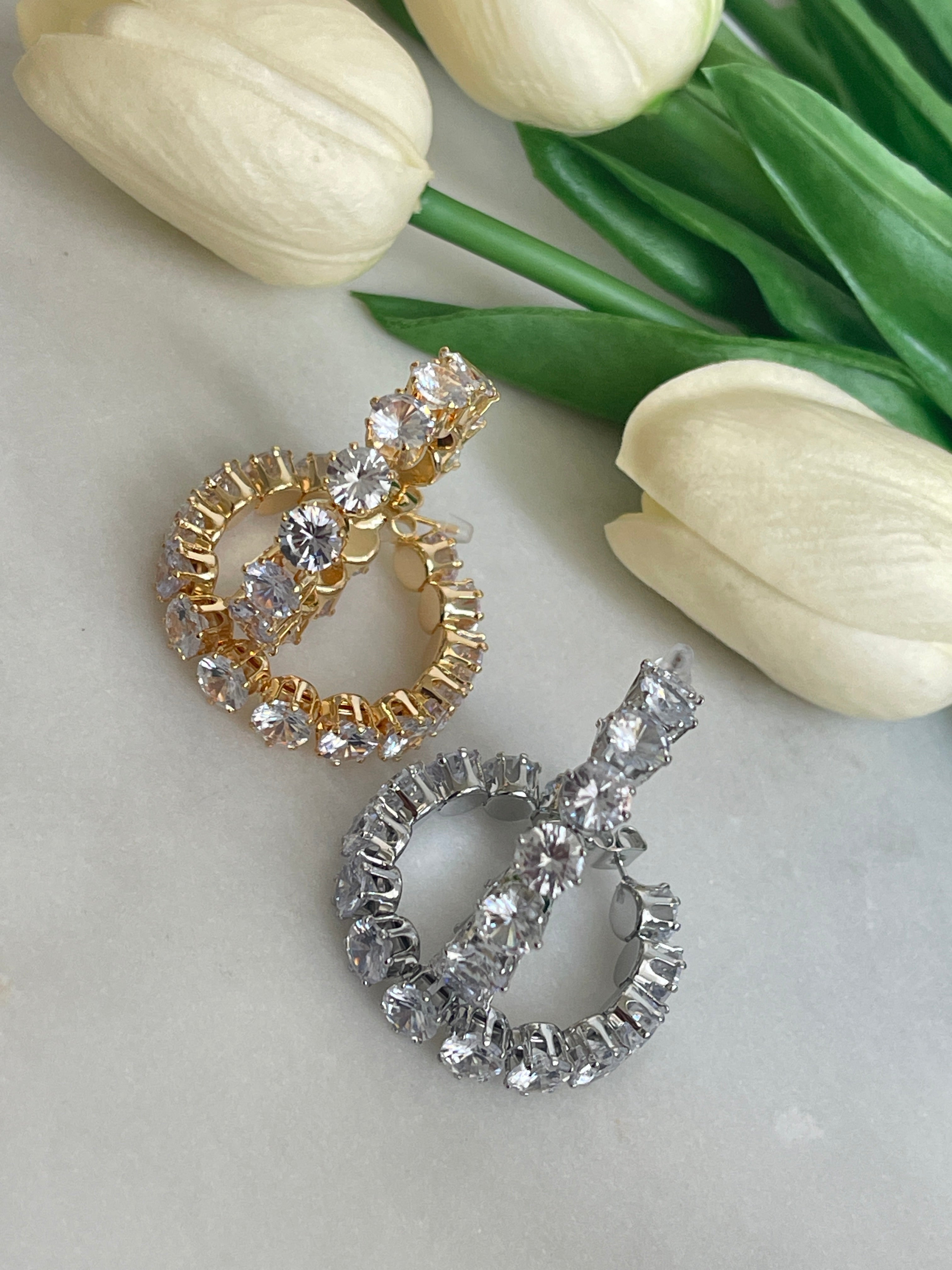 Boucles d'oreilles rondes à gros diamants