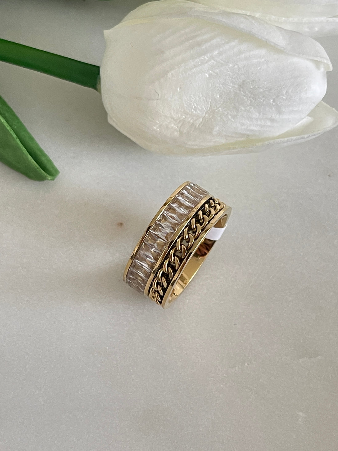 Chain  Baguette Ring